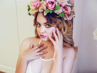 תמונת פרופיל סקסית של HypnoticLuciaX למופע חי מאוד סקסי!