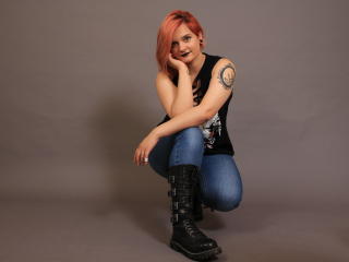 Picture of the sexy profile of Shiveraltty, for a very hot webcam live show !