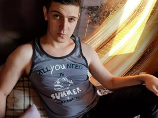 TylerCrown - Live porn & sex cam - 6781273